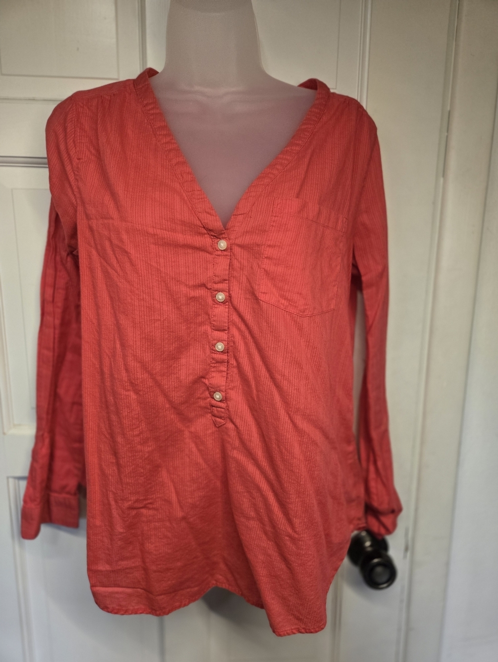 3 For $15 Women’s Red/Pink V-Neck Tunic L - Picture 2 of 9